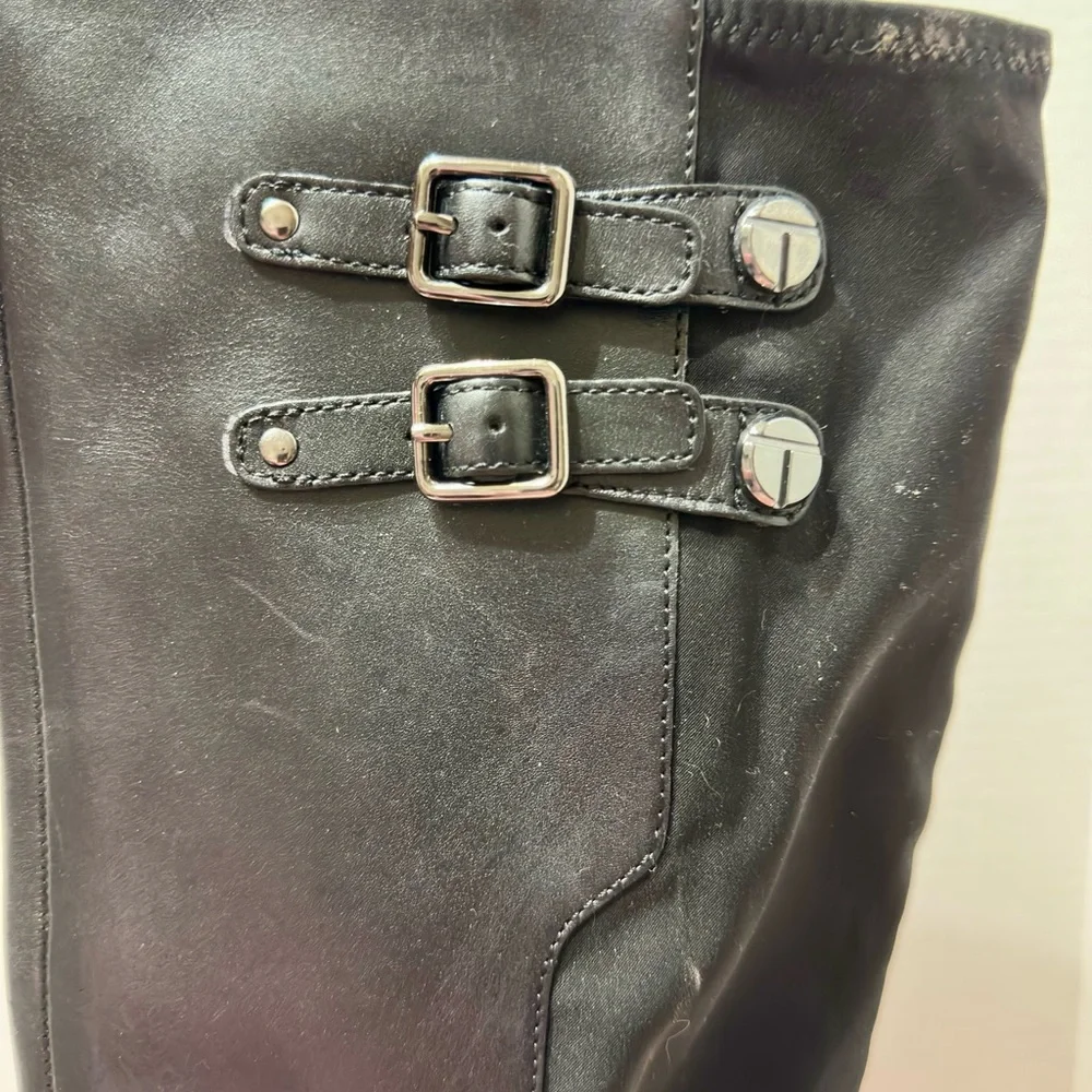NWOB Tahari Kallen Black Over the Knee‎ Boots Buckle Detail Leather Upper Sz 10M
